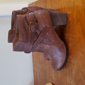 Cole Haan Women's Leather Ankle Boot, Chestnut, Size 9B